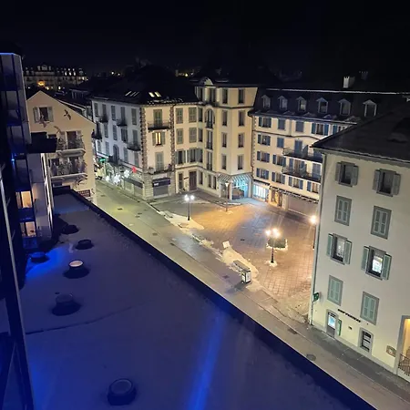 Plein Centre Vue Panoramique Exceptionnelle Sud Tres Grand Daire Chamonix